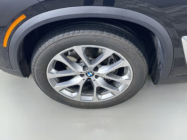 Used 2026 BMW X5 xDrive40i w/ Premium Package image 31