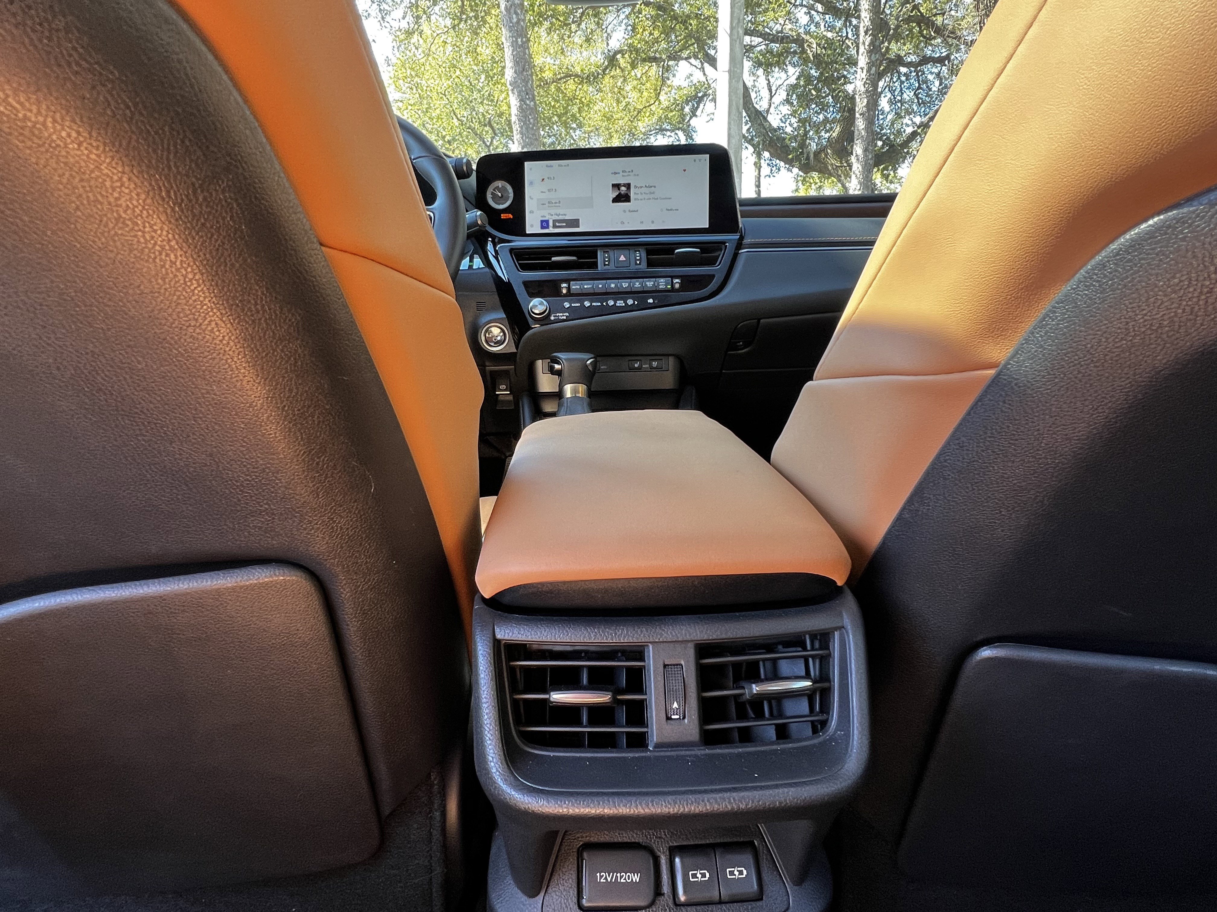 Certified 2025 Lexus ES 300h w/ Premium Package image 37