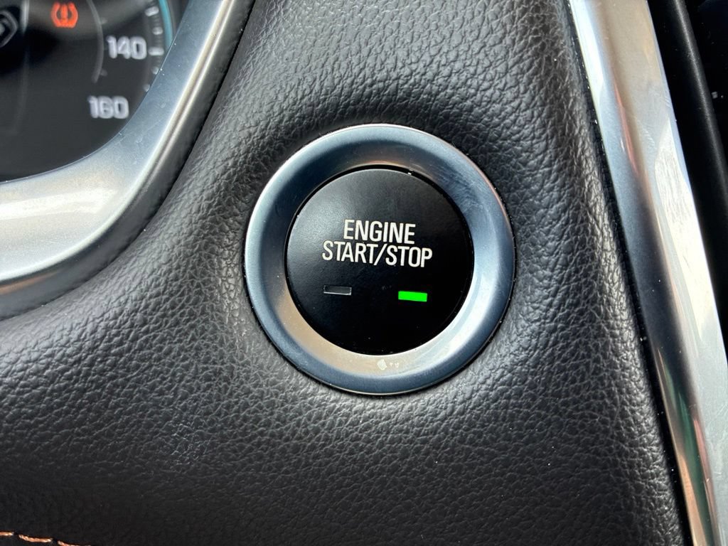 Used 2019 Chevrolet Traverse Premier w/ Driver Confidence II Package FWD image 19