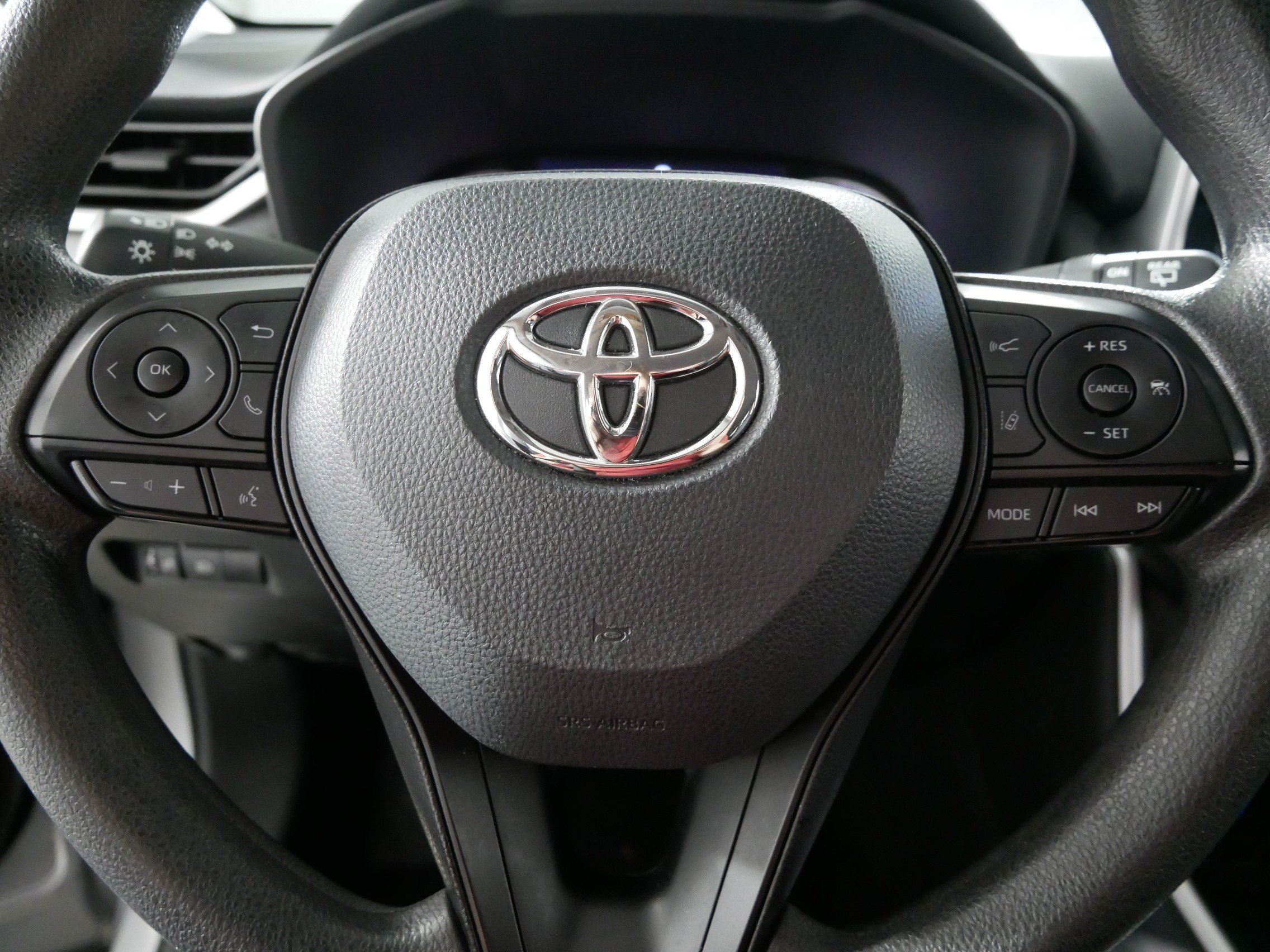 Certified 2024 Toyota RAV4 XLE FWD image 25