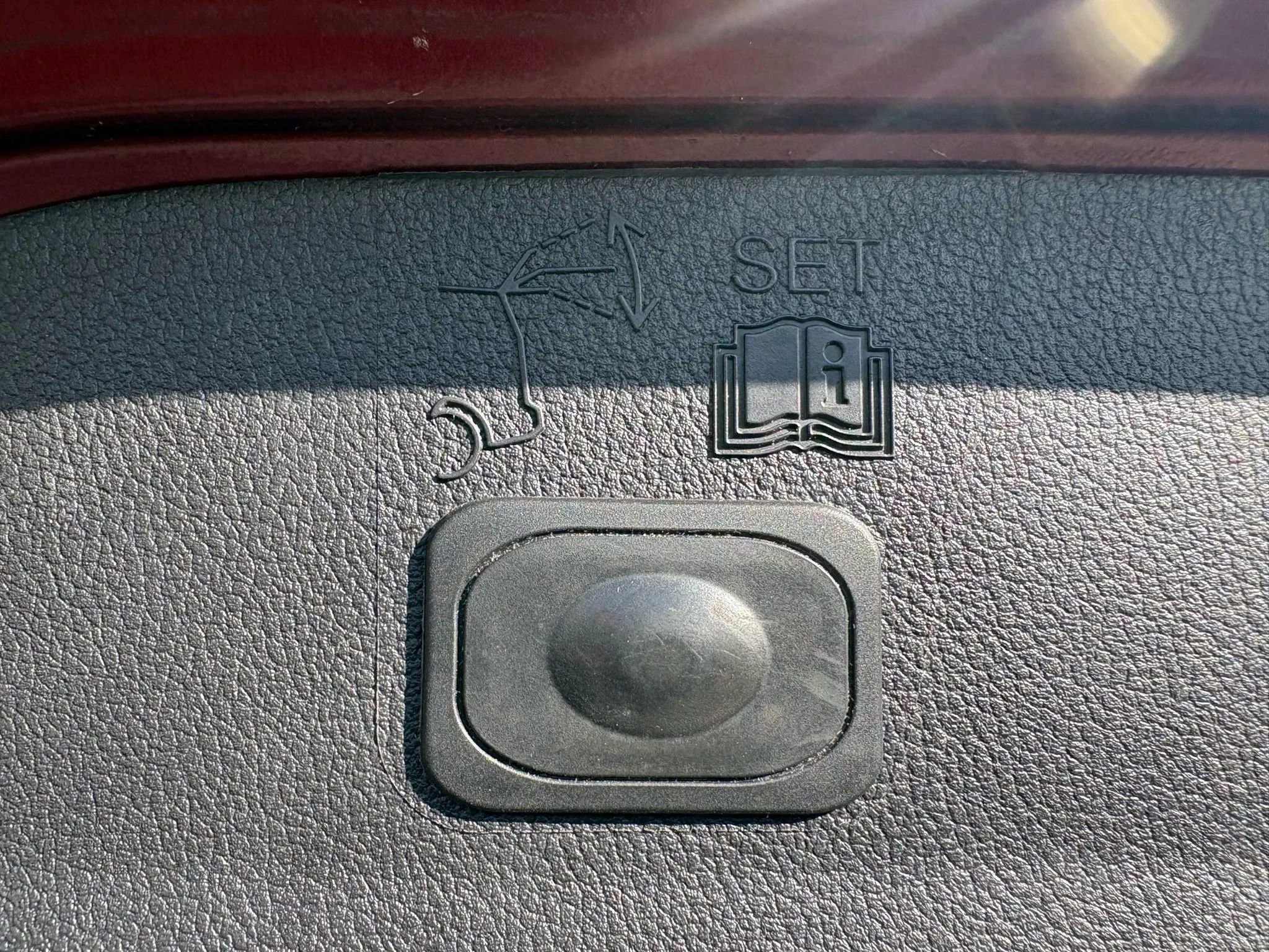 Used 2014 Ford Escape Titanium image 11