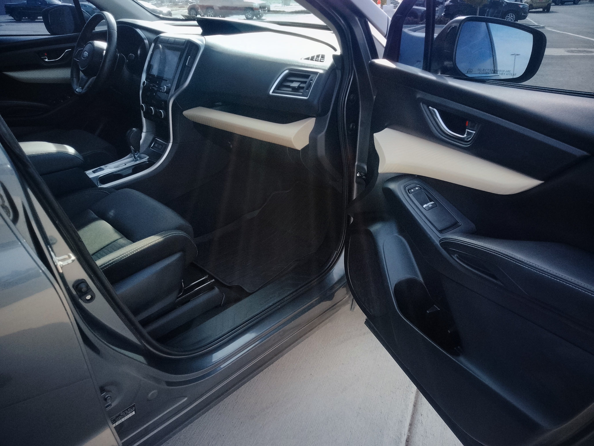 Used 2020 Subaru Ascent Premium w/ Convenience Package AWD/4WD image 16