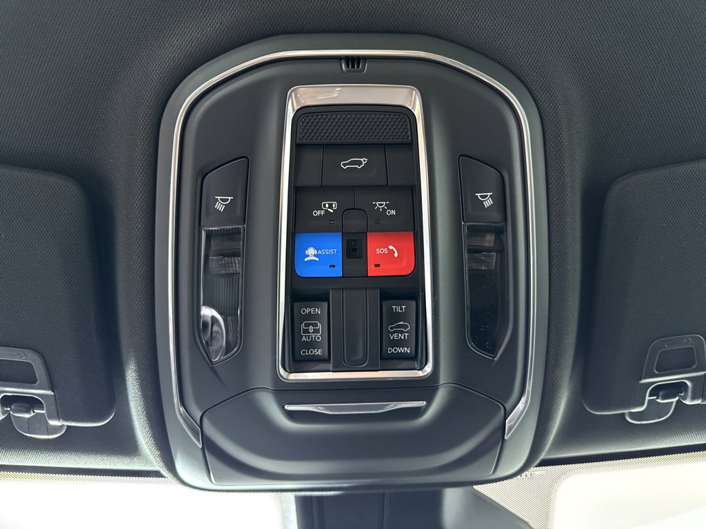 New 2026 Jeep Grand Cherokee Altitude AWD/4WD image 30