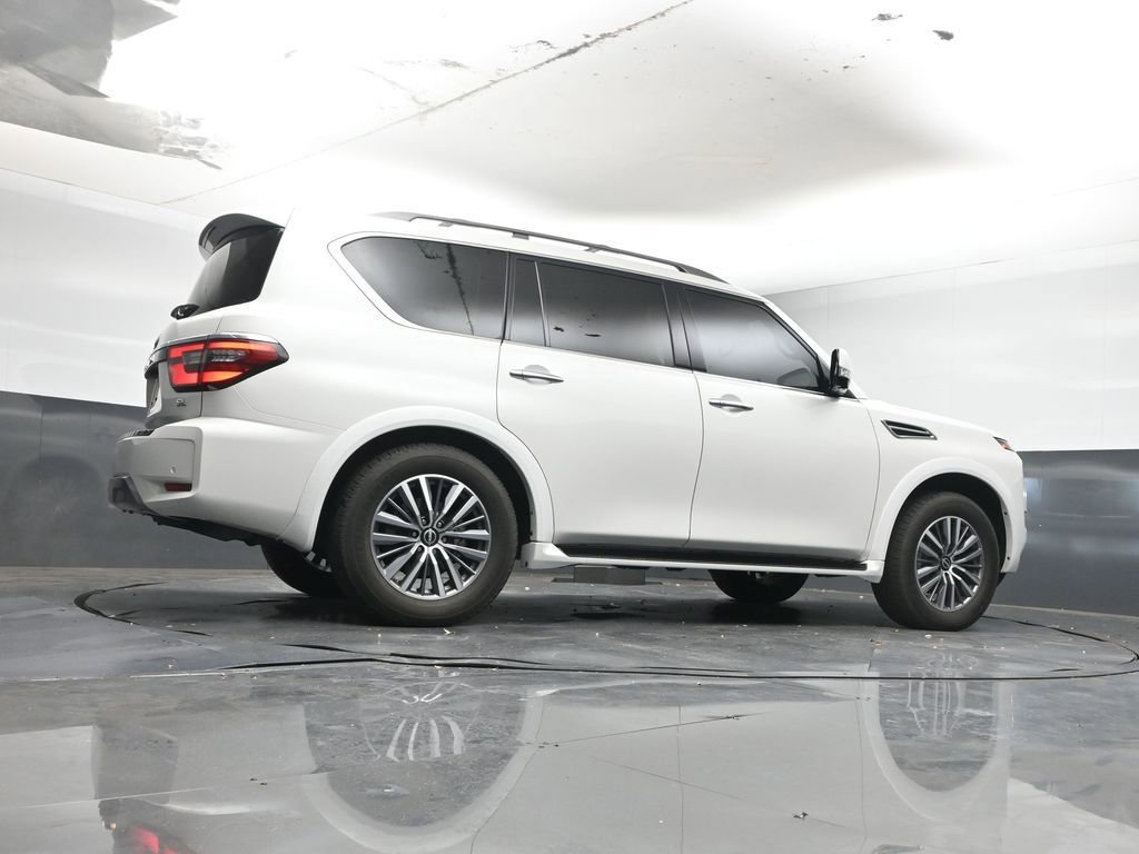 Used 2023 Nissan Armada SL w/ Captain's Chairs Package image 14