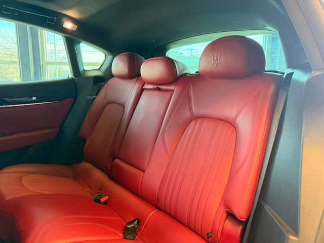 Used 2023 Maserati Levante GT image 12