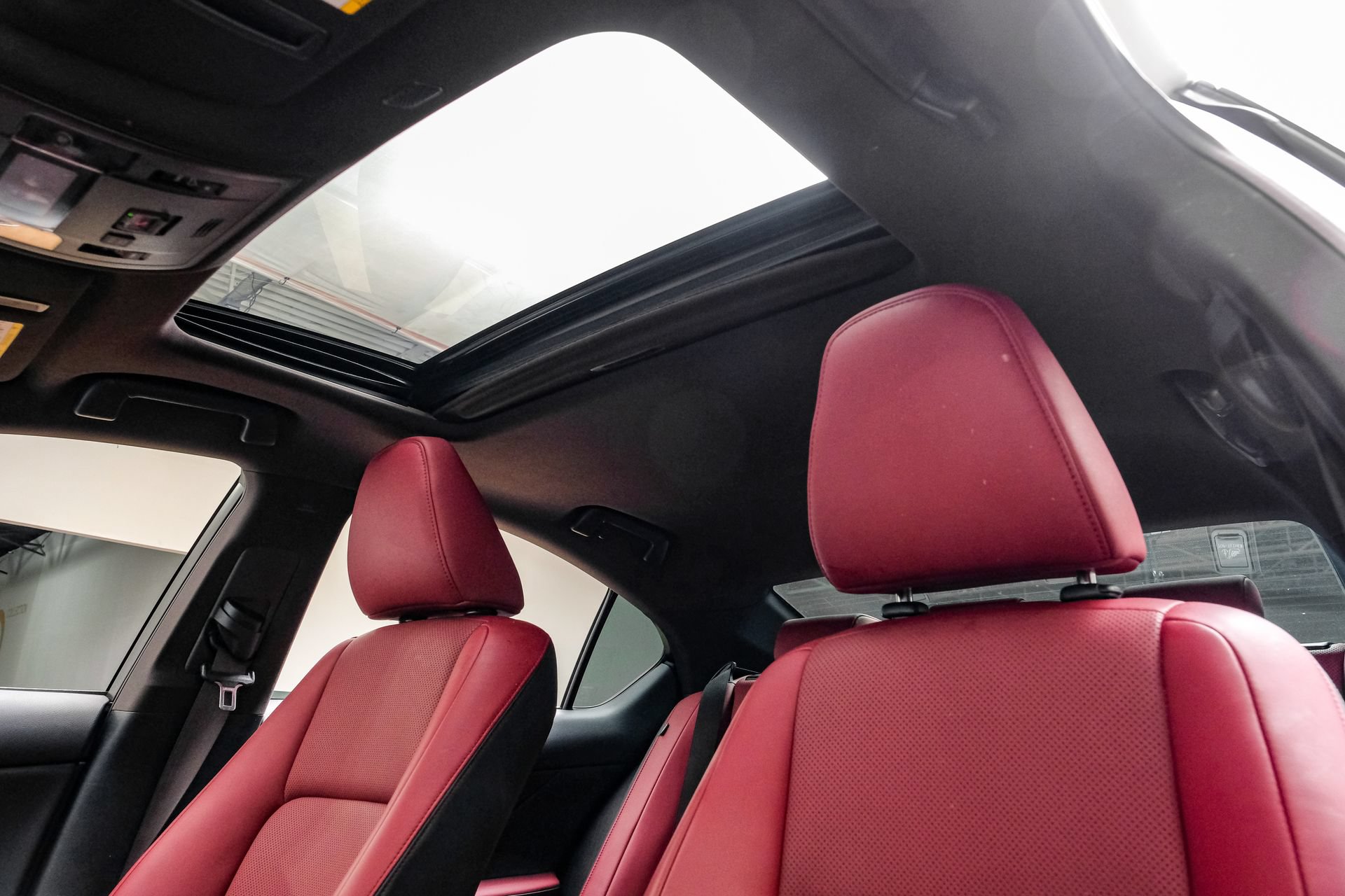 Used 2025 Lexus IS 350 F Sport RWD image 5