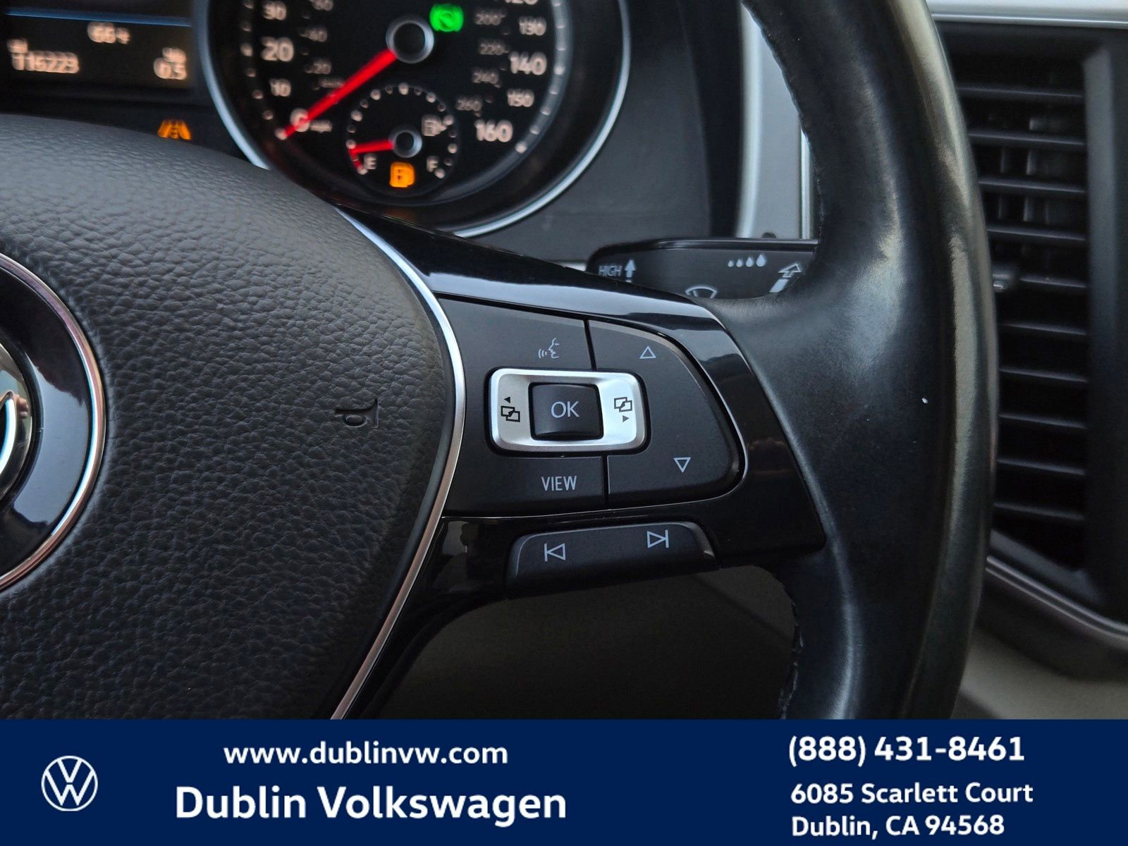 Used 2019 Volkswagen Atlas SE w/ Panoramic Sunroof Package image 22