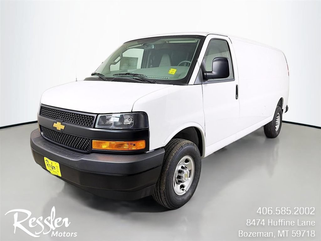 New 2026 Chevrolet Express 3500 Extended w/ Driver Convenience Package