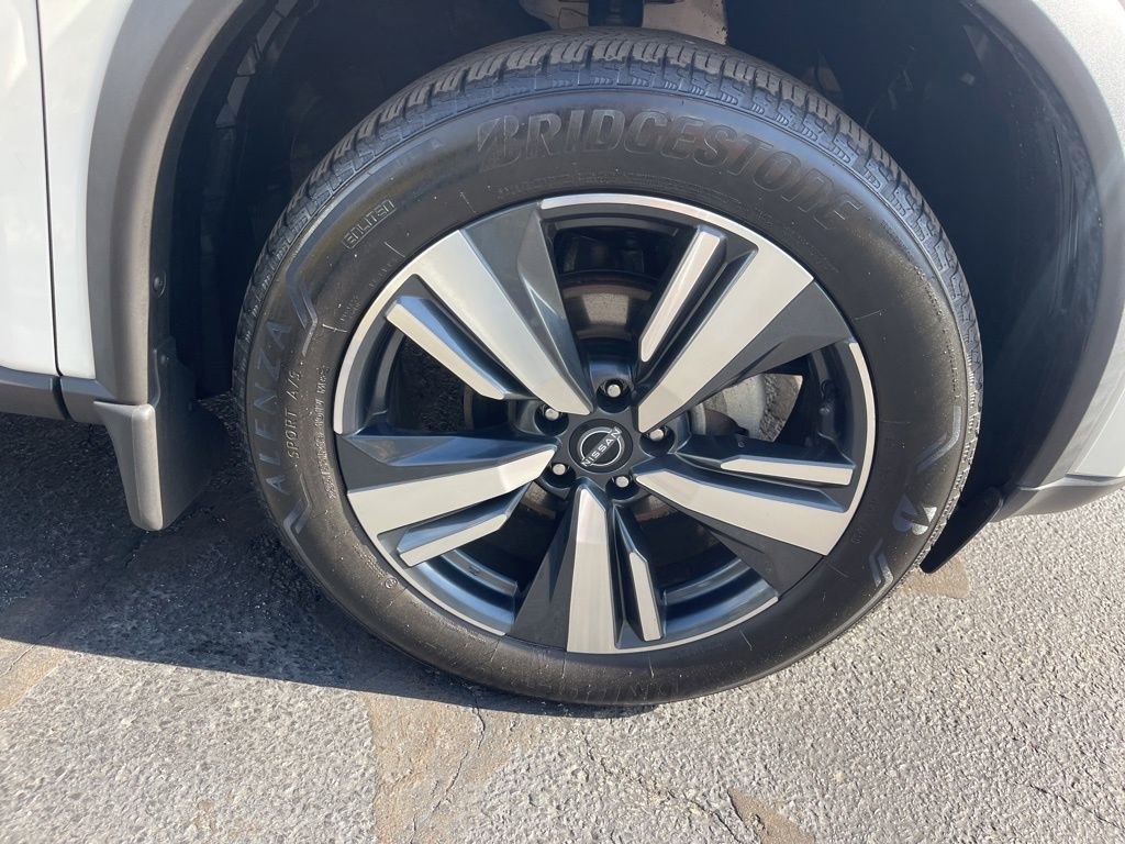 Certified 2023 Nissan Rogue SL w/ SL Premium Package image 29