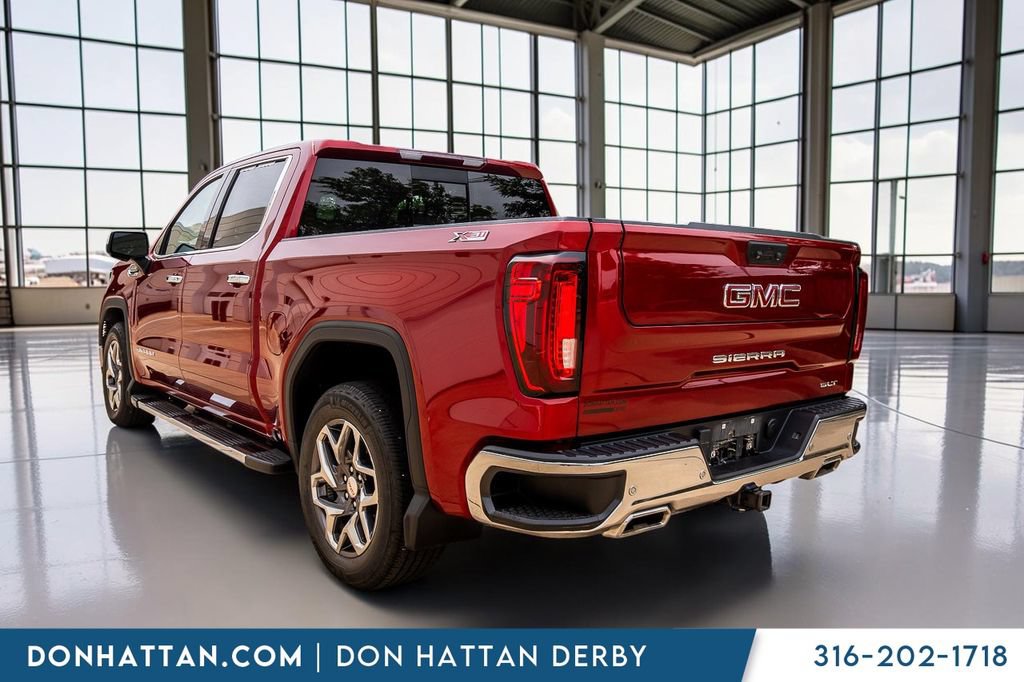 Used 2022 GMC Sierra 1500 SLT w/ SLT Premium Plus Package AWD/4WD image 32