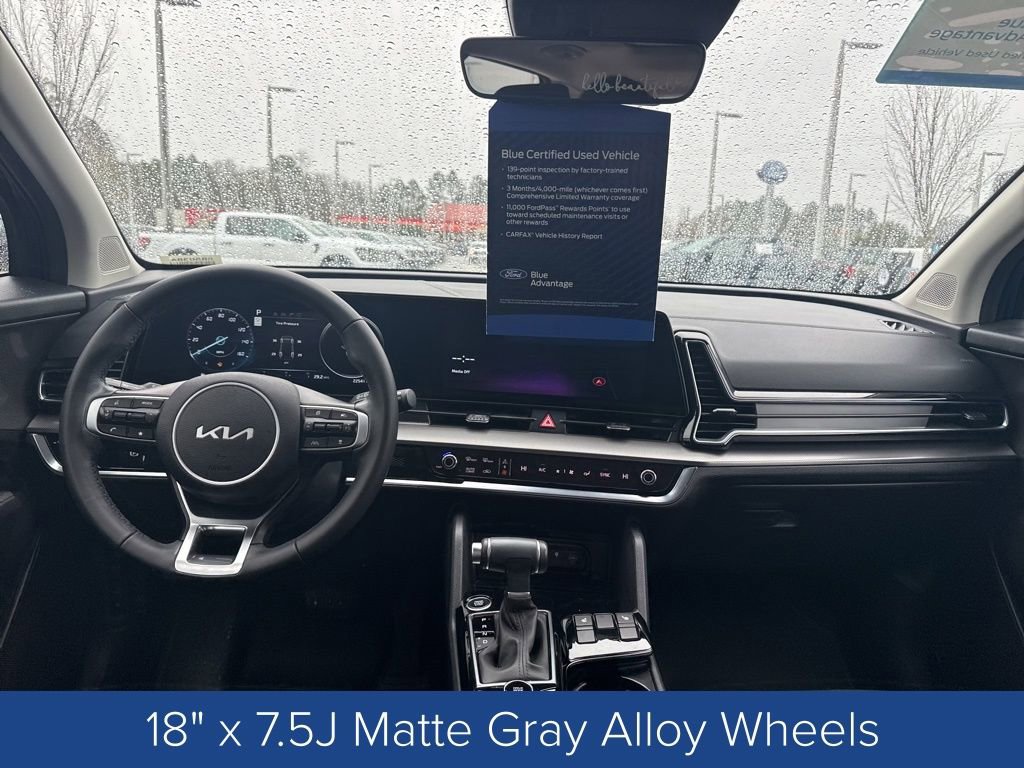 Used 2025 Kia Sportage SX image 22