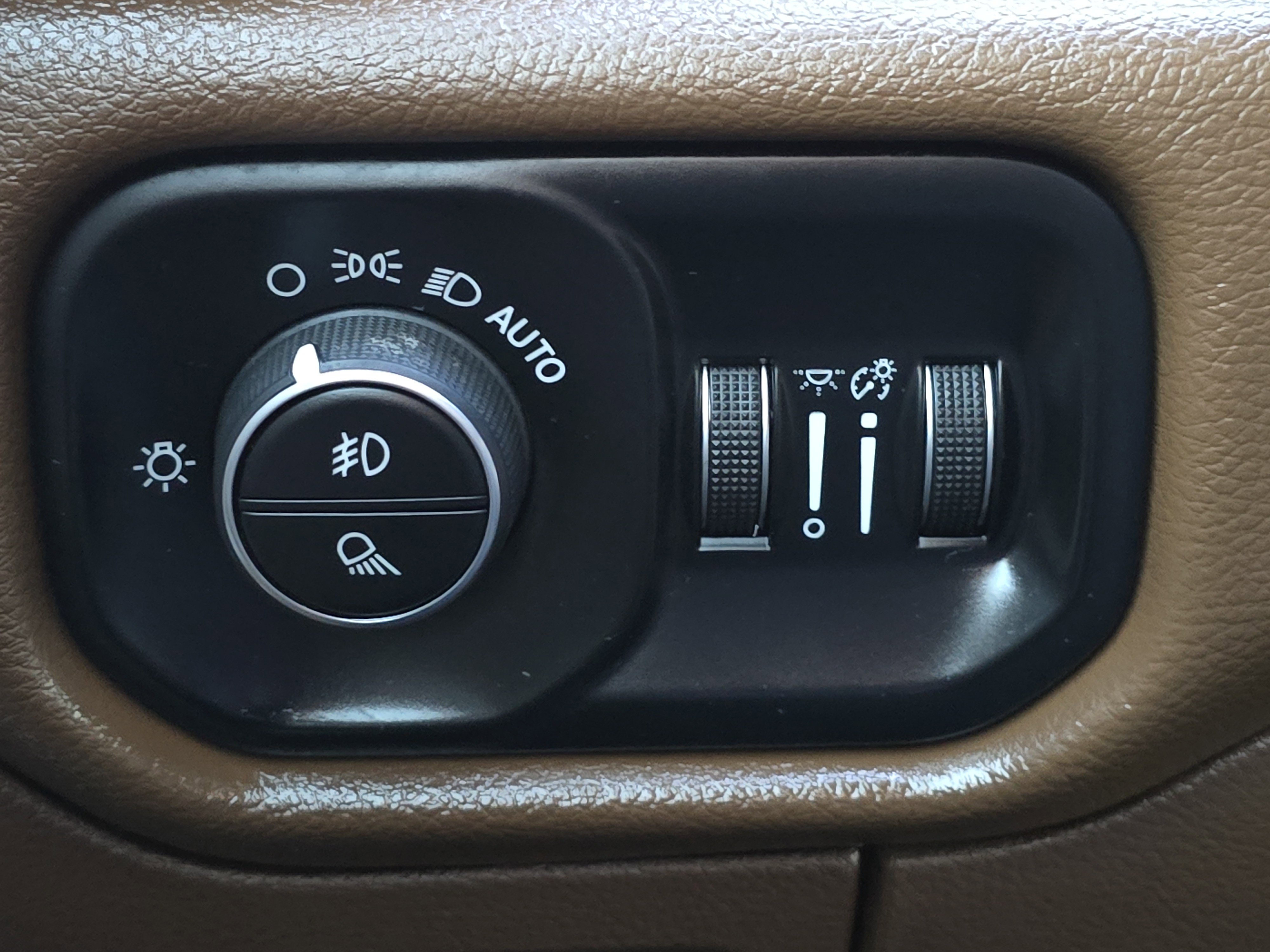 Used 2021 RAM 1500 Laramie image 14