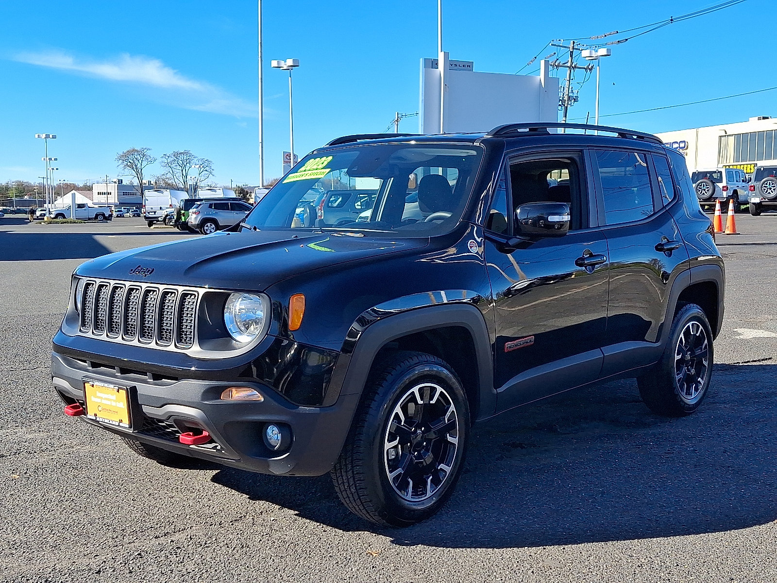 Used 2023 Jeep Renegade Trailhawk image 3