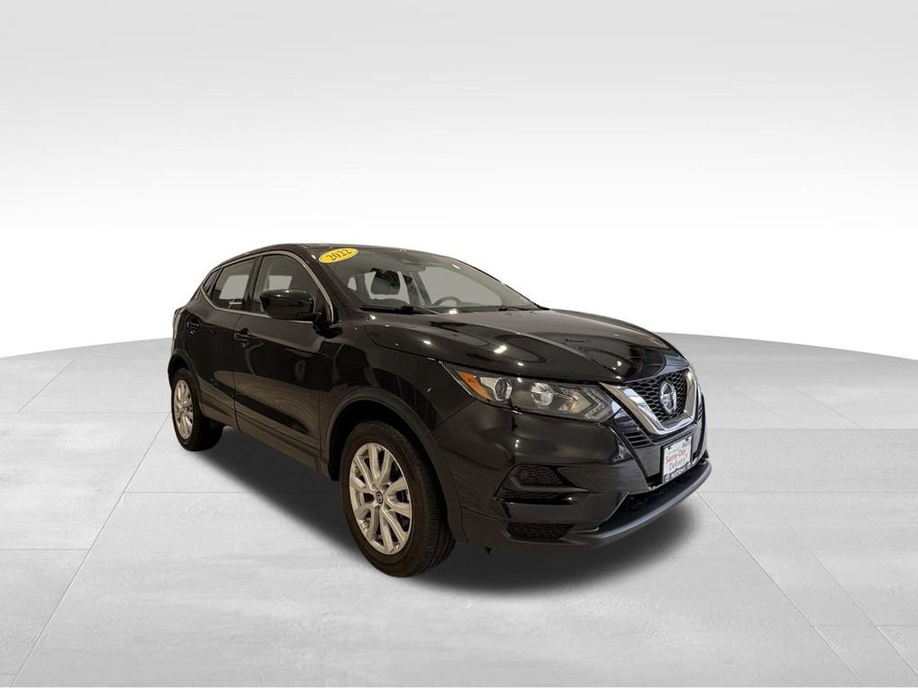 Used 2022 Nissan Rogue Sport S image 32