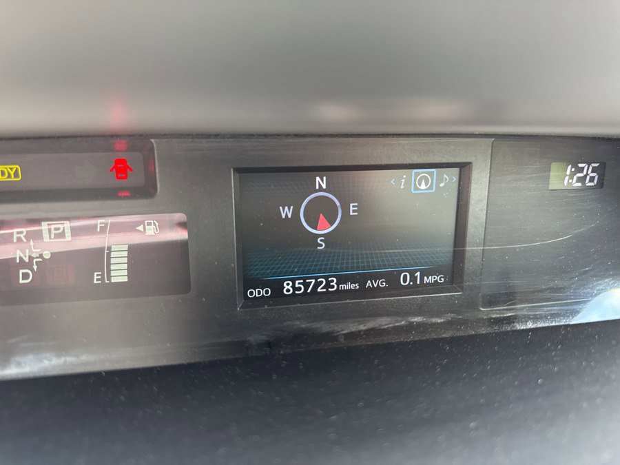 Used 2015 Toyota Prius V Five w/ Advanced Technology Package FWD image 21