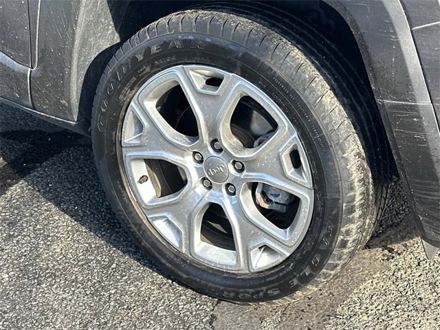 Certified 2019 Jeep Renegade Limited w/ UConnect 8.4 Nav Group image 7