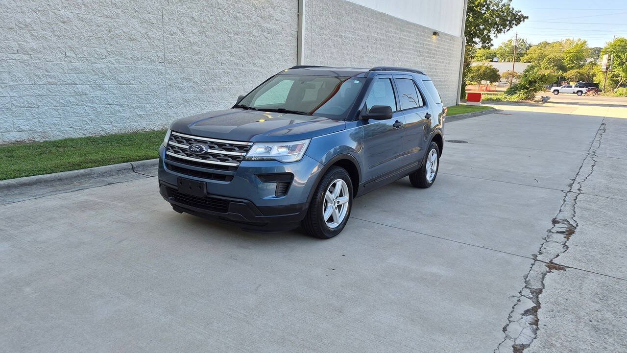 Used 2018 Ford Explorer FWD image 3