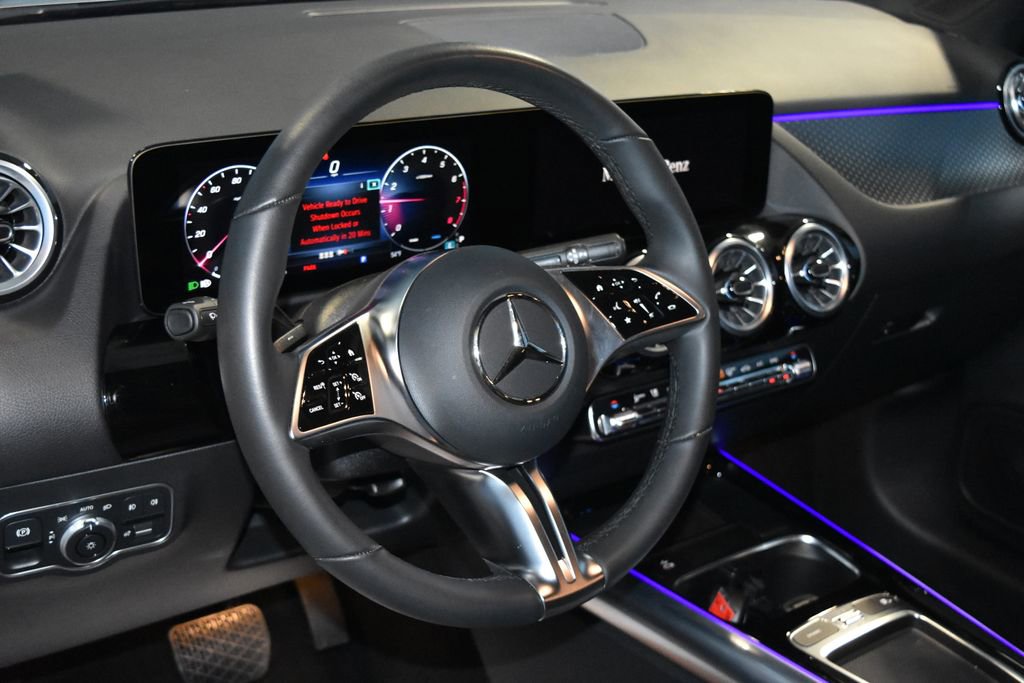 Certified 2025 Mercedes-Benz GLA 250 4MATIC image 2