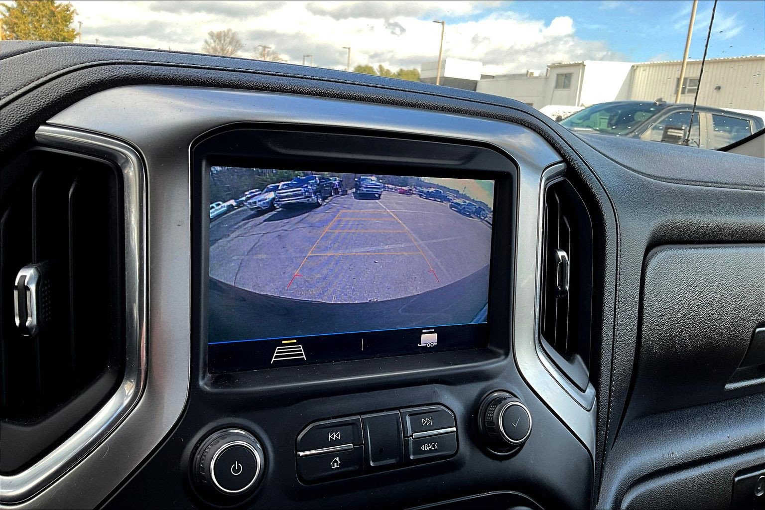 Used 2020 Chevrolet Silverado 1500 RST w/ All-Star Edition AWD/4WD image 10