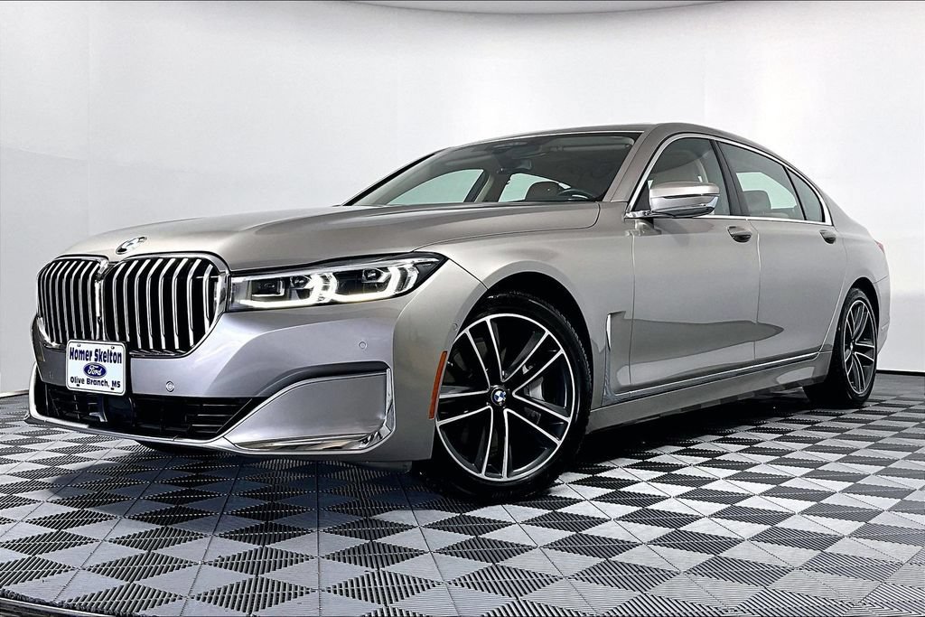 Used 2022 BMW 750Li xDrive AWD/4WD image 2
