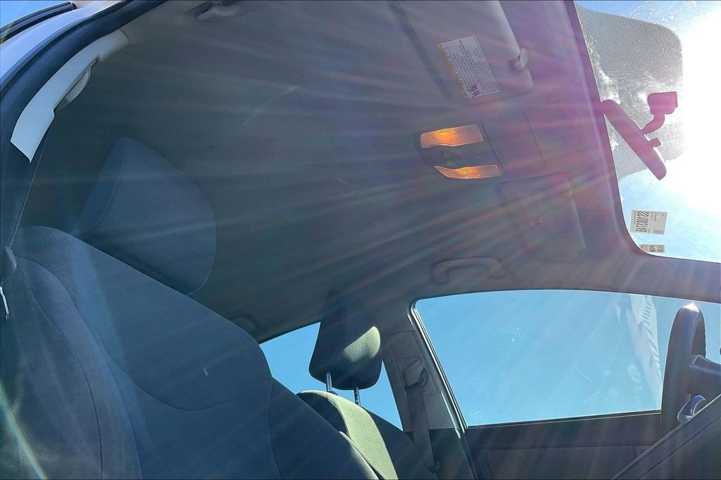 Used 2013 Toyota Prius Two image 25