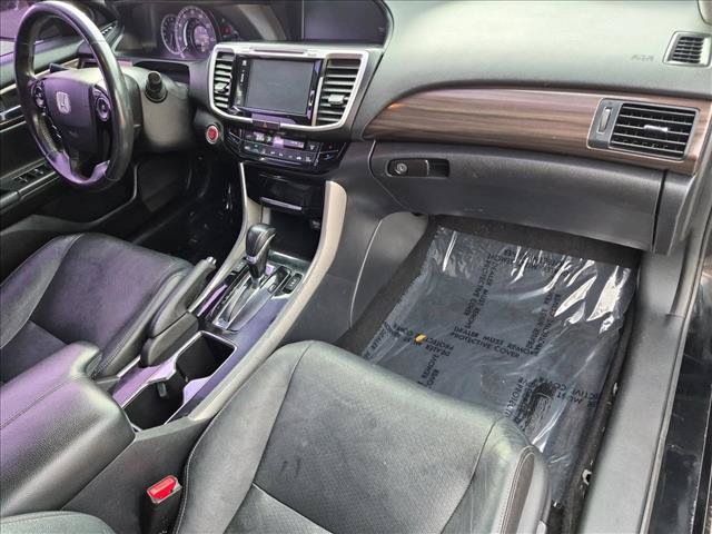 Used 2017 Honda Accord EX-L image 22