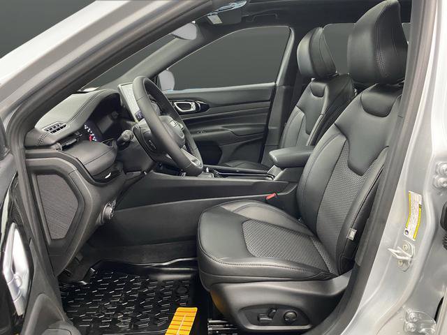 New 2026 Jeep Compass Latitude w/ Quick Order Package 29K image 4