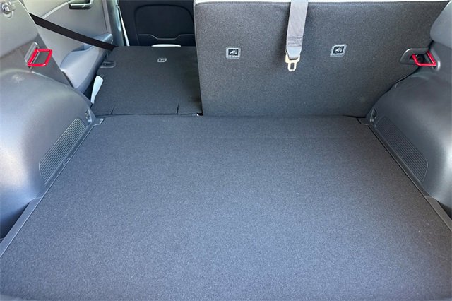 New 2025 Kia Niro EX image 18