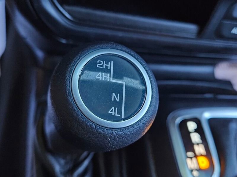 Used 2019 Jeep Wrangler Unlimited Sport S image 23