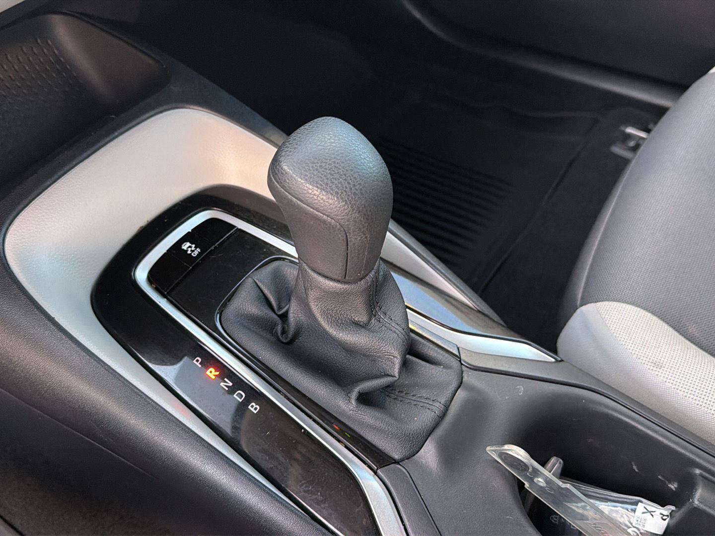 Certified 2025 Toyota Corolla LE w/ Convenience Package FWD image 27