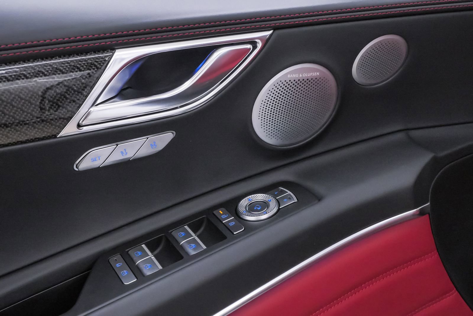 Used 2025 Genesis GV80 3.5T e-SC image 25