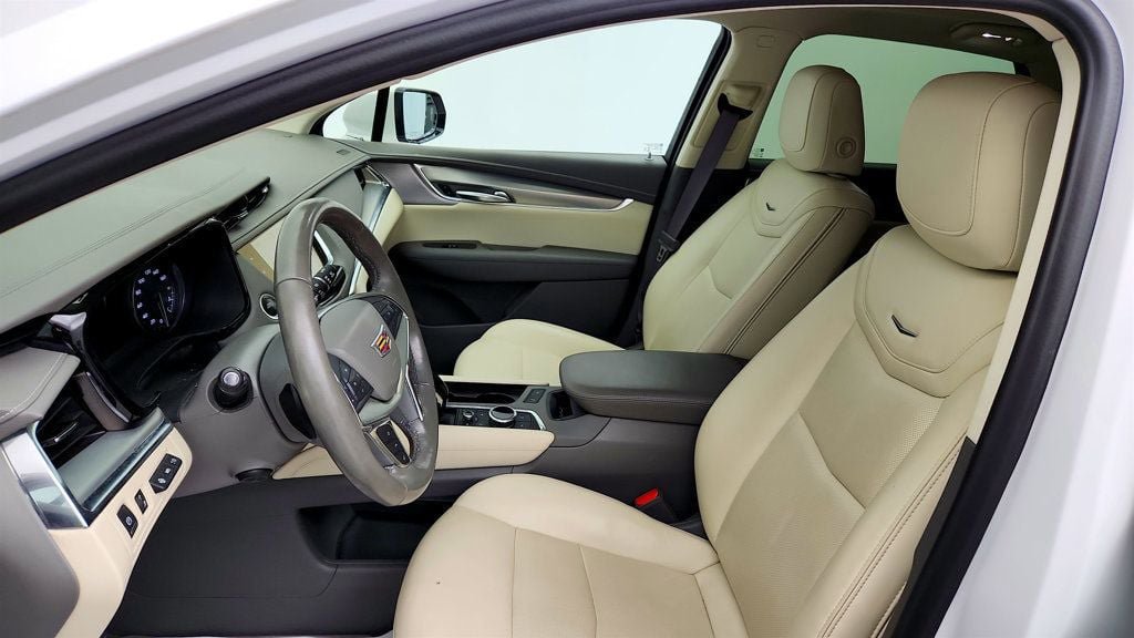 Used 2021 Cadillac XT5 Premium Luxury AWD/4WD image 21