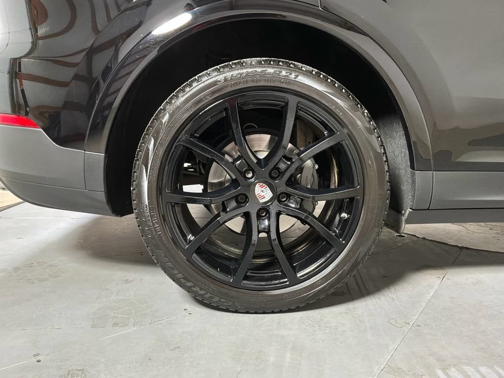 Used 2019 Porsche Cayenne S AWD/4WD image 11