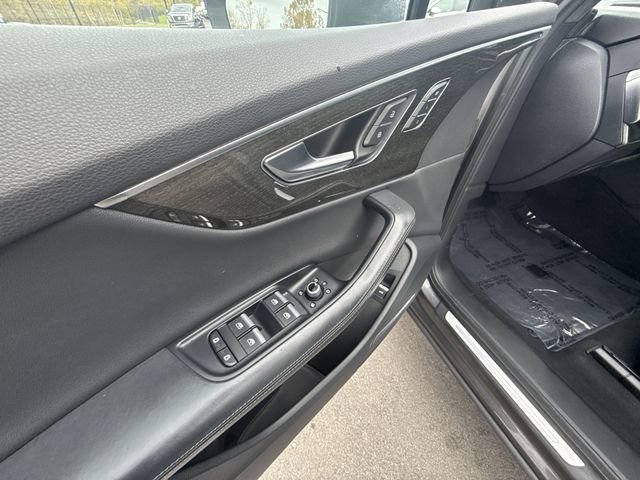 Used 2022 Audi Q7 3.0T Prestige image 13