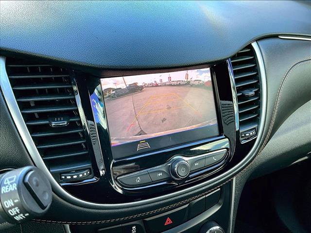 Used 2021 Chevrolet Trax LT w/ Driver Confidence Package image 23