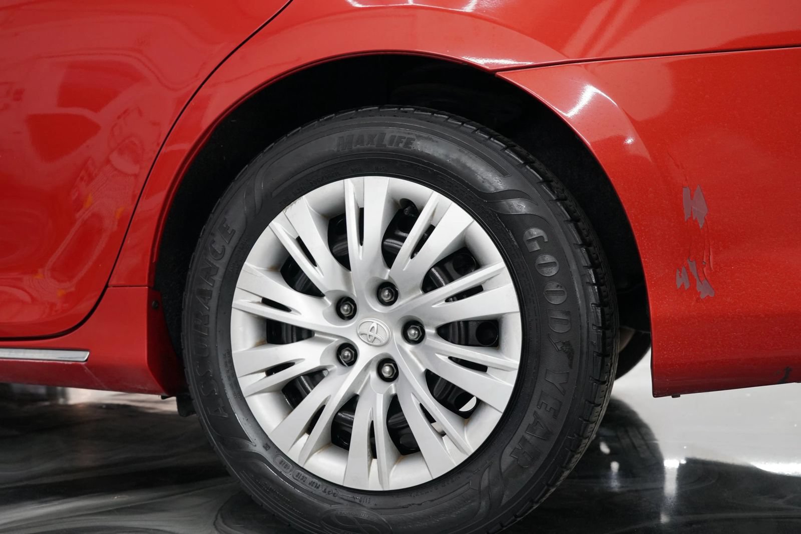 Used 2012 Toyota Camry LE w/ Preferred Accessory Pkg FWD image 15
