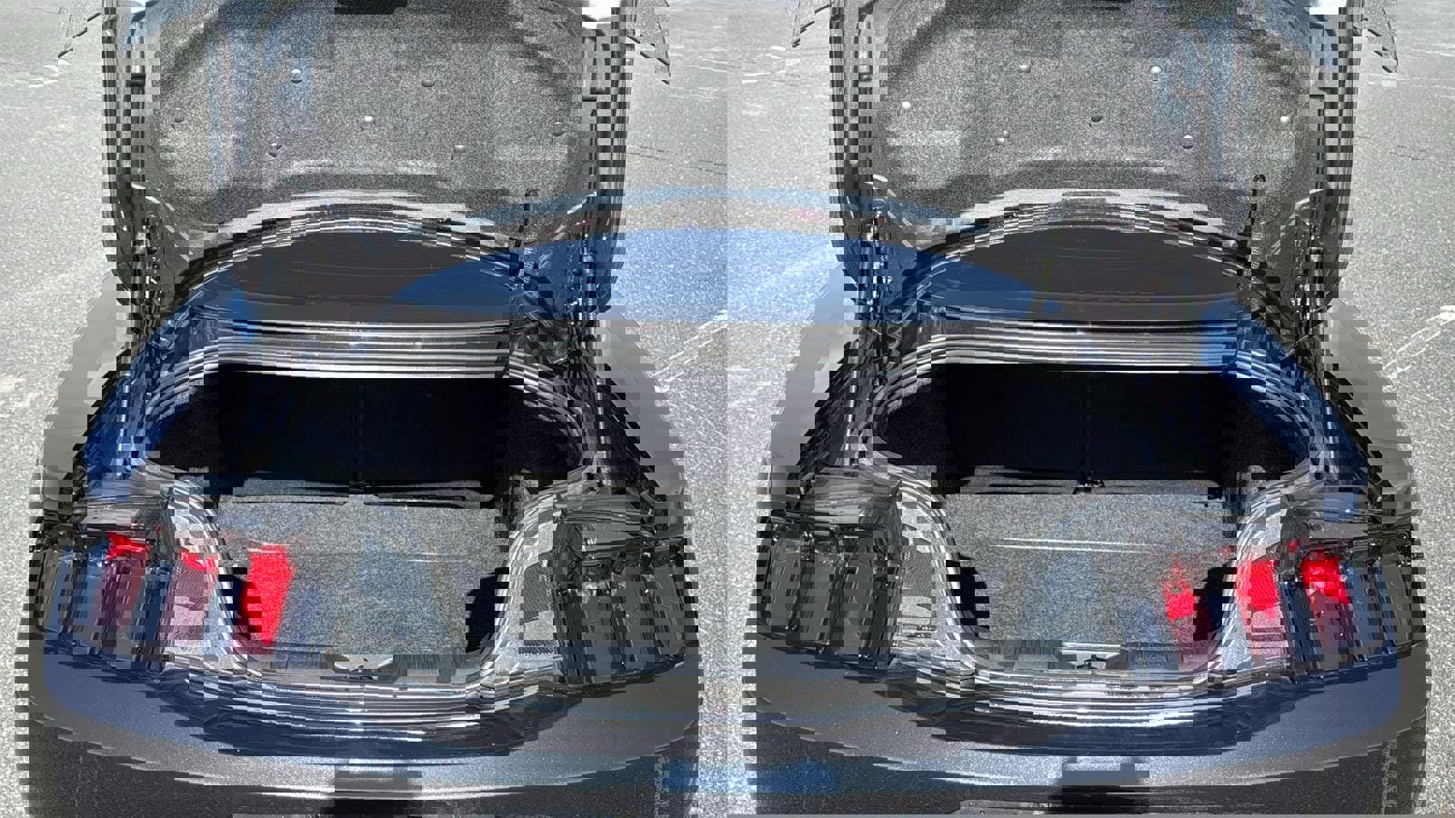 Used 2024 Ford Mustang GT Premium image 21