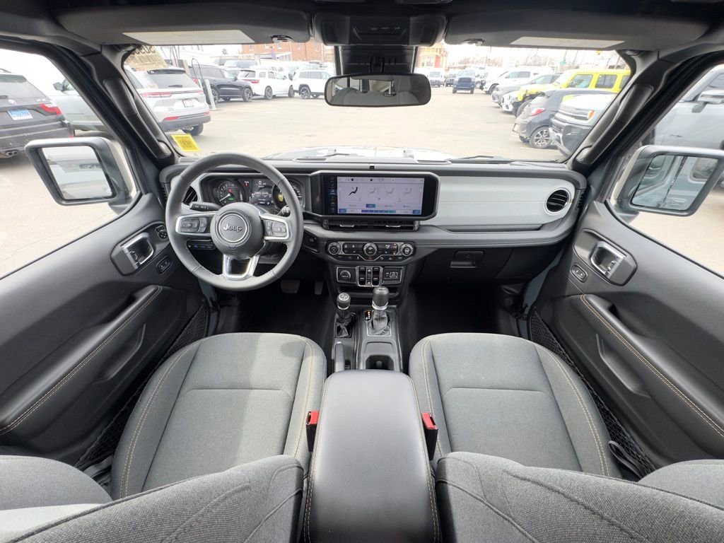 Used 2025 Jeep Wrangler Unlimited Sahara w/ Safety Group image 24