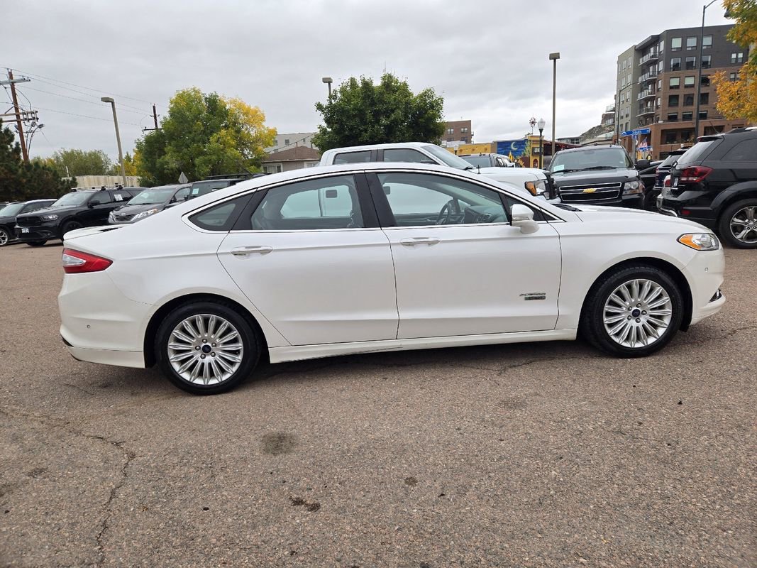 Used 2013 Ford Fusion Energi Titanium w/ Driver Assist Pkg image 11