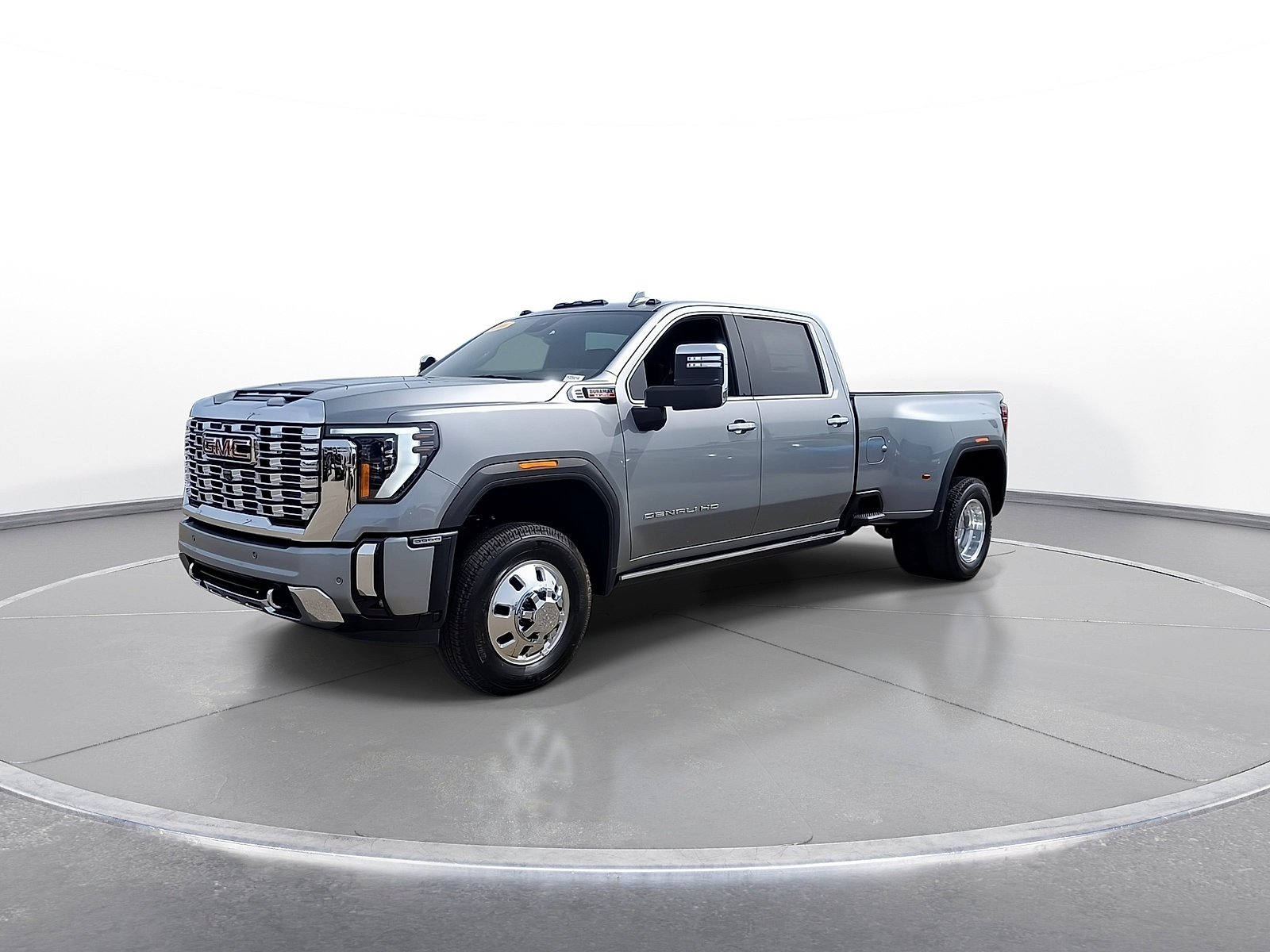New 2026 GMC Sierra 3500 Denali w/ Denali Reserve Package AWD/4WD image 4