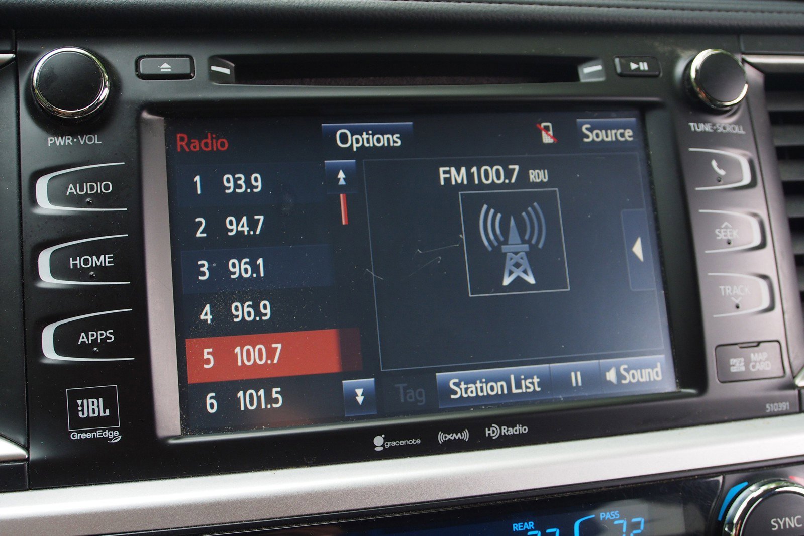 Used 2019 Toyota Highlander Limited FWD image 32