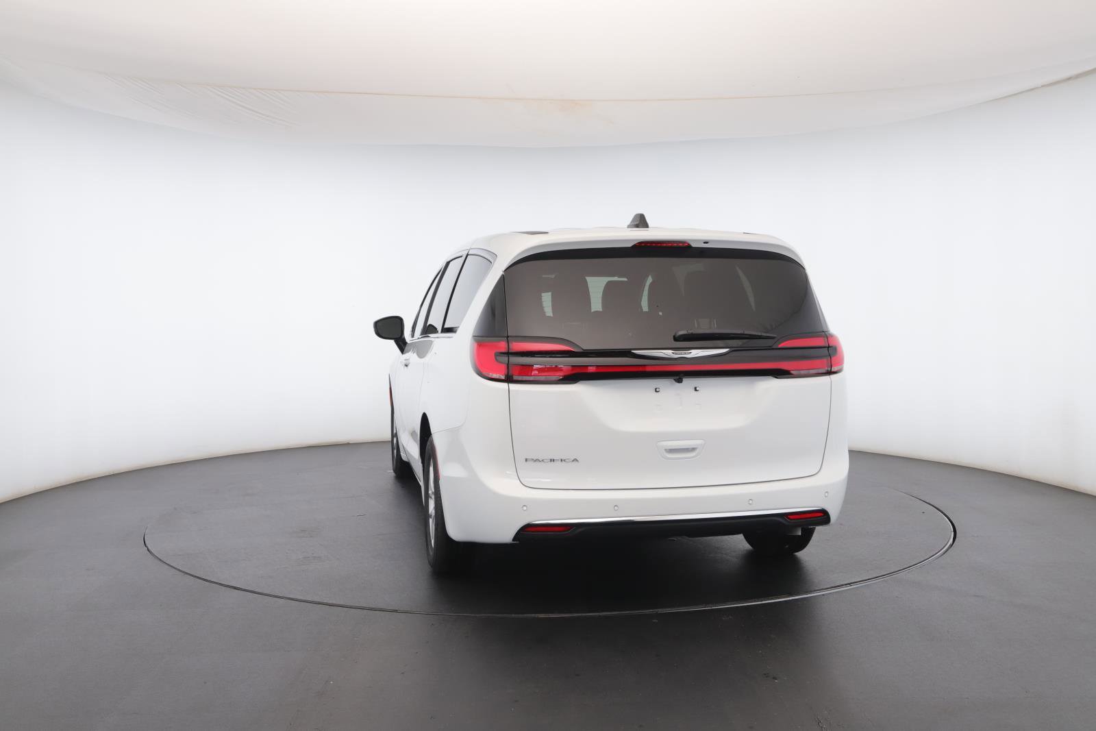 New 2026 Chrysler Pacifica Select image 24
