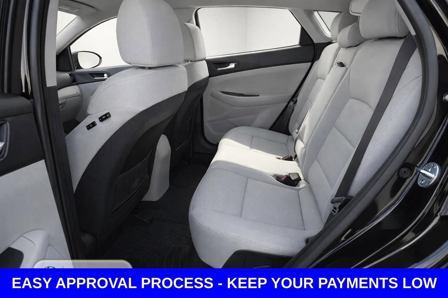 Used 2020 Hyundai Tucson SE w/ Winter Weather Package image 12