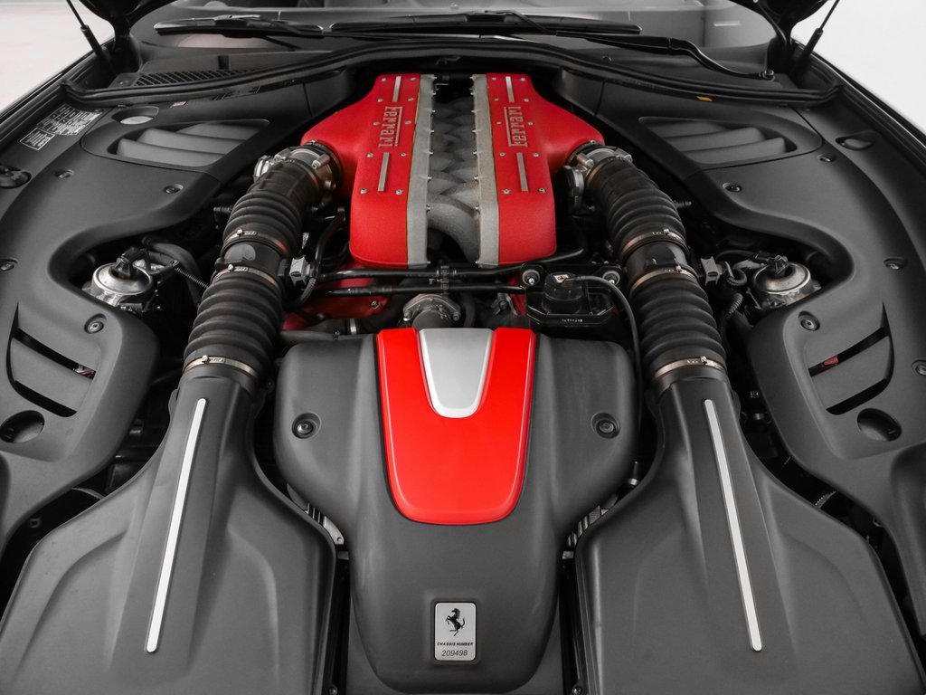 Certified 2015 Ferrari FF image 16