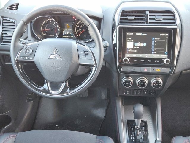 Used 2025 Mitsubishi Outlander Sport AWD image 27