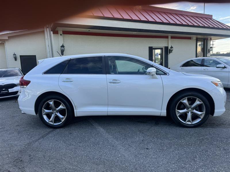 Used 2013 Toyota Venza XLE w/ XLE Premium Pkg FWD image 4