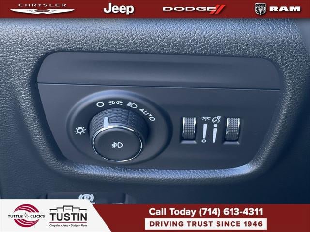 New 2027 Jeep Grand Cherokee Limited w/ Limited Altitude Package AWD/4WD image 63