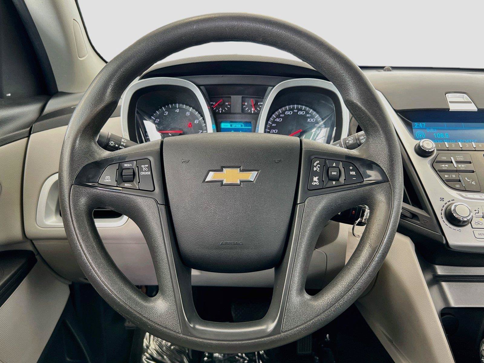 Used 2015 Chevrolet Equinox LS FWD image 16