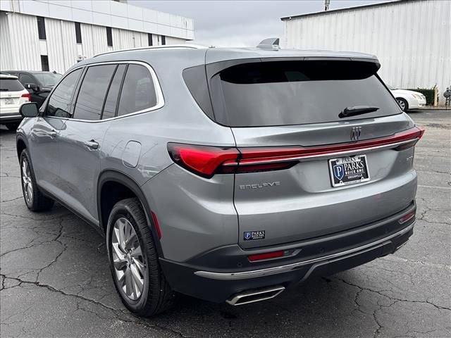 Used 2026 Buick Enclave Preferred w/ Power Package image 8