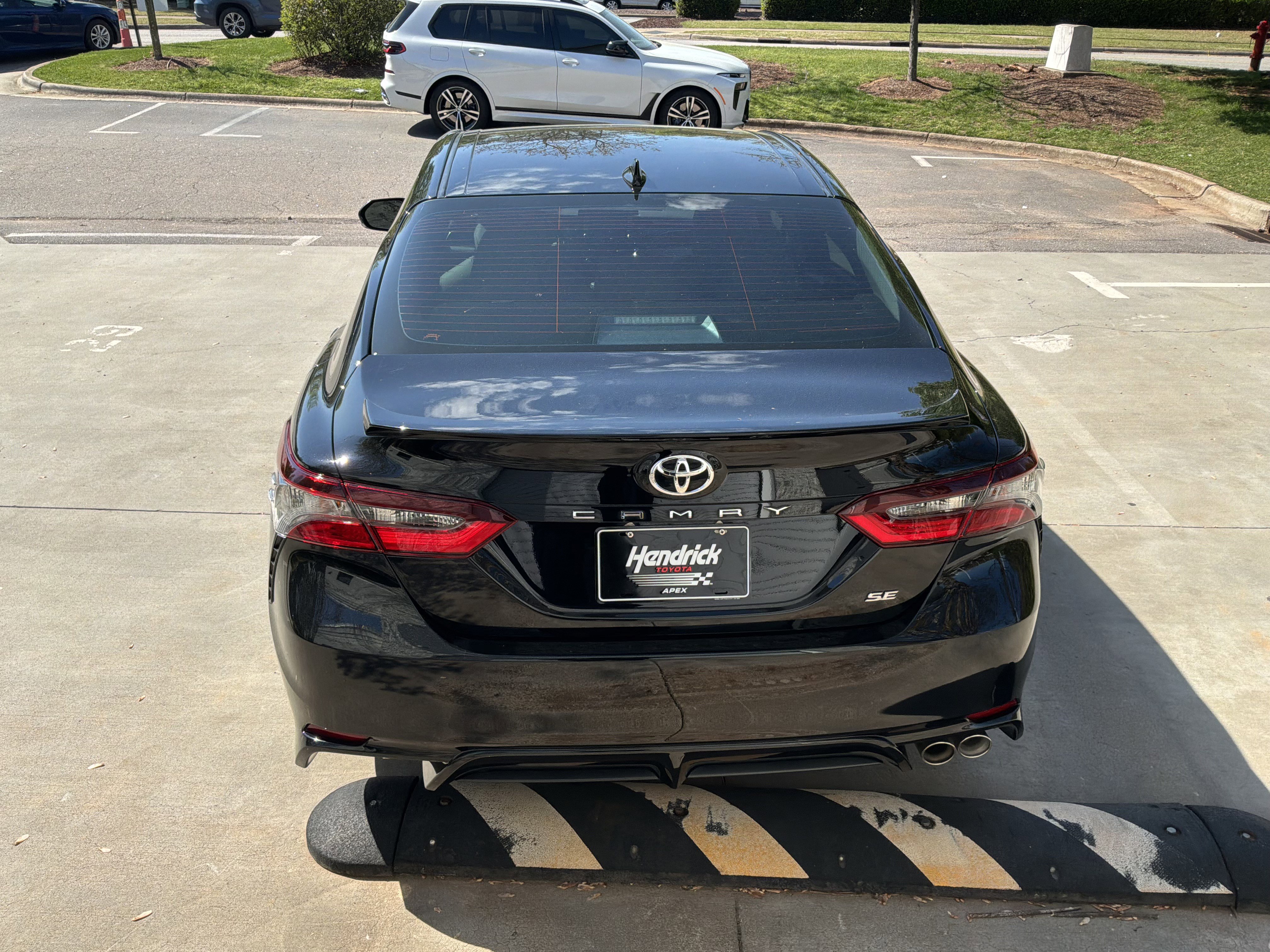 Used 2024 Toyota Camry SE FWD image 12